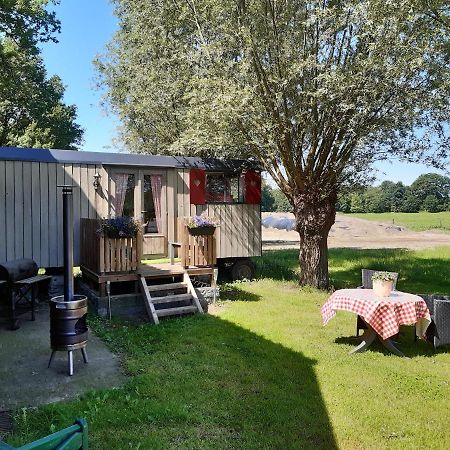 Appartamento Pipowagen 'Klein Hoonhorst' Putten Esterno foto