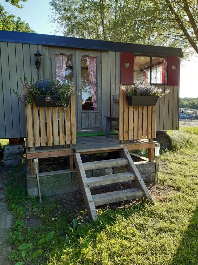 Appartamento Pipowagen 'Klein Hoonhorst' Putten Esterno foto