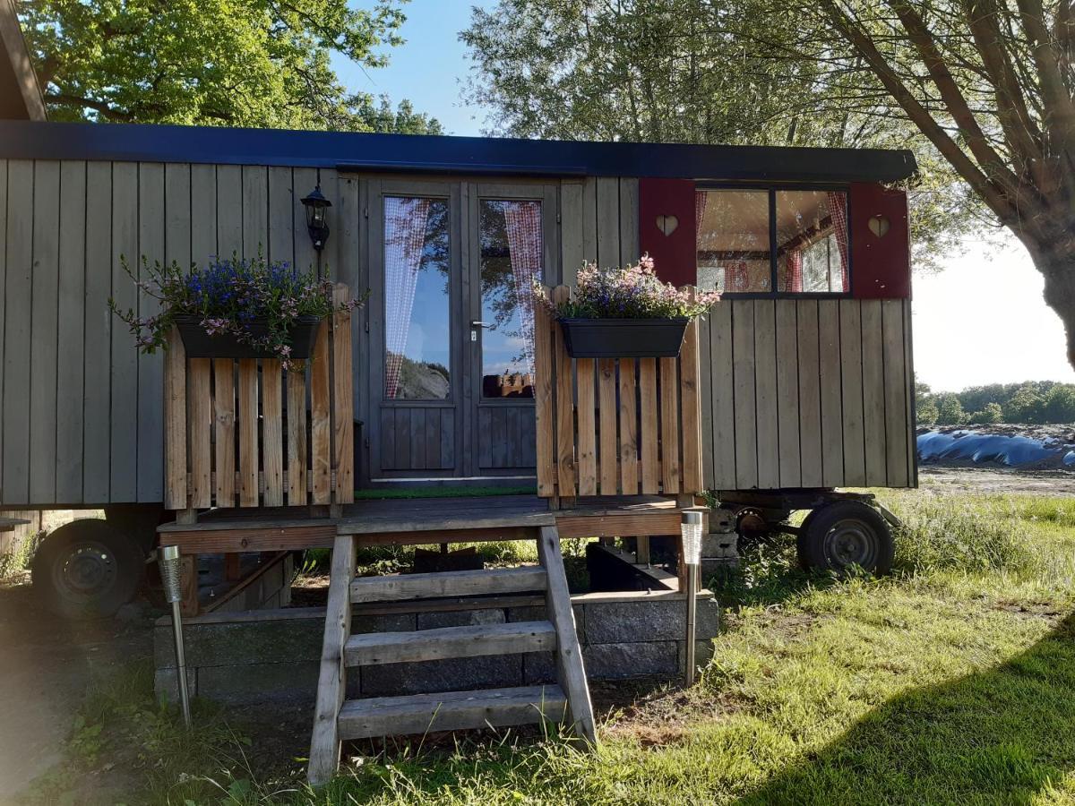 Appartamento Pipowagen 'Klein Hoonhorst' Putten Esterno foto